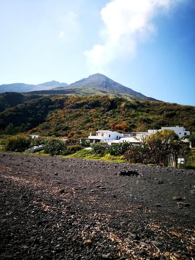 Villa Mareblu Luxury Holiday Apartment Direttamente Sul Mare Stromboli