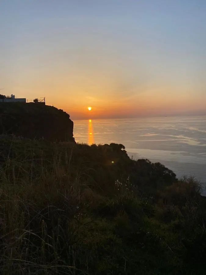 Dom wakacyjny Villa Mareblu Luxury Holiday Apartment Direttamente Sul Mare Stromboli